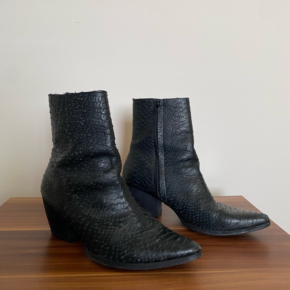 Matisse Caty Ankle Boot - Black